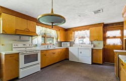 195 Barney Ave, Rehoboth, MA 02769