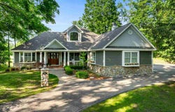 690 WOODHILL, HARBOR SPRINGS, MI 49740