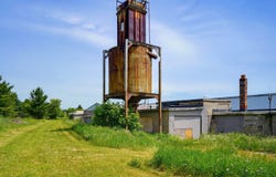 106 E Smith St, Iron Mountain, MI 49801