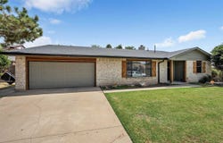 903 NW Becontree Pl, Lawton, OK 73505