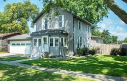 308 Division Street, Plainfield, IA 50666
