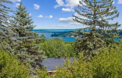 160 Treetop Circle, Laconia, NH 03246