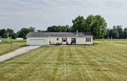 5075 State Route 250 NW, Beach City, OH 44608