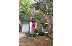 9 Oakford Court, Jackson, MS 39211