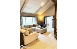 3015 Hickory Lane, Mount Pleasant, IA 52641