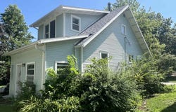 1110 S 5Th Street, Fairfield, IA 52556