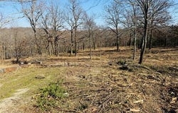 Falcon Lane, Eufaula, OK 74432