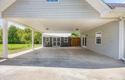 986 Marlow Circle, Clinton, TN 37716
