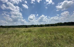 1 County Road 444, Philadelphia, MS 39350