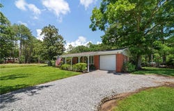 8450 Bayou Drive, Bayou La Batre, AL 36509
