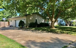 315 Spruce Street, Garnett, KS 66032
