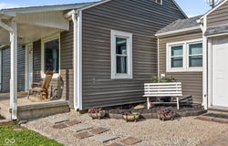 900 N College Street N, Veedersburg, IN 47987