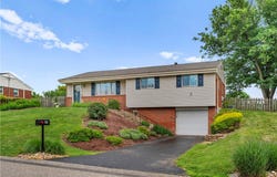 809 Limestone Dr, Shaler, PA 15101