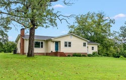 7075 Midway School Road, Thomasville, NC 27360