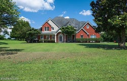6988 Hwy.64 E, Wartrace, TN