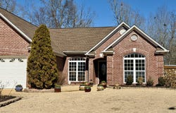 1509 Allison Cr, New Albany, MS 38652