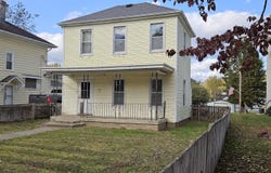207 E 3rd Street, Augusta, KY 41002