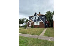 934 Ravine Drive, Cleveland Heights, OH 44112