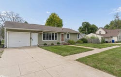1240 Bush Avenue, Garner, IA 50438