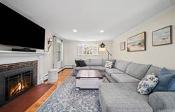 232 Dover Point Road, Dover, NH 03820