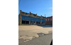 30 E Walnut, Paris, AR 72855
