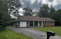432 Chapel Hill W Drive, Indianapolis, IN 46214
