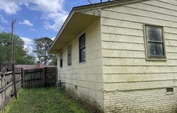 65 Calhoun Street, West Point, MS 39773