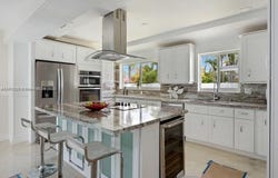 416 N Rainbow Dr, Hollywood, FL 33021