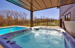 10508 NW 74th Place, Johnston, IA 50131