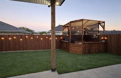 2408 LLOYDS Avenue, Chalmette, LA 70043