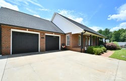 2914 Weatherfield Drive, Lincolnton, NC 28092