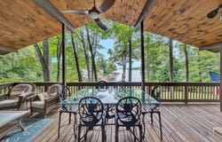 16469 Smith Mountain Lake Pkwy, Huddleston, VA 24104