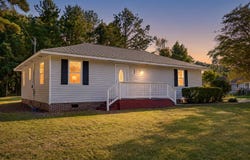169 Ravenell Drive, Saint Stephen, SC 29479