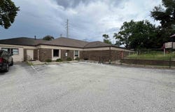 525 W 17th Street, Bloomington, IN 47404