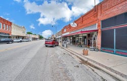 421 Main Street, Rosebud, TX 76570