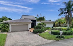 8218 NW 85th Ave, Tamarac, FL 33321