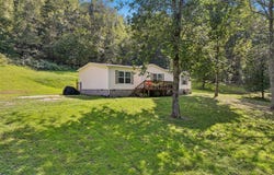 112 Austin Hollow Rd, Pleasant Shade, TN 37145