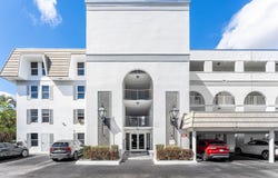 800 E Camino Real, Boca Raton, FL 33432