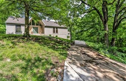 20726 Pebble Lane, Lenexa, KS 66220