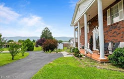 116 Oak St, Jacksboro, TN 37757