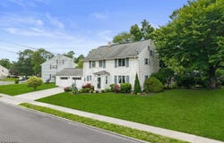 38 Marcy St, Franklin Twp., NJ 08873-1055