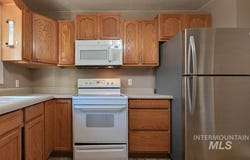 173 NW 7th Ave, Ontario, OR 97914