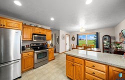 1905 S Wheatland Ct, Sioux Falls, SD 57106-4748