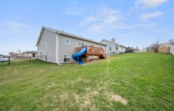 2424 N 7th Avenue E, Newton, IA 50208