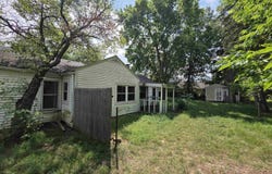 2877 Lincolnway Highway, Mishawaka, IN 46544-3546