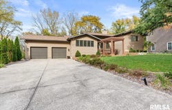 3805 West Bluffs Road, Springfield, IL 62711