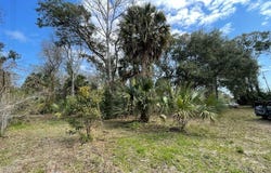 247 8th St, Apalachicola, FL 32320