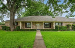 135 Private Road 2526, Meridian, TX 76665