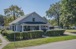 923 Emerson St, Moberly, MO 65270