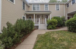109 Bradford Commons Ln, Braintree, MA 02184